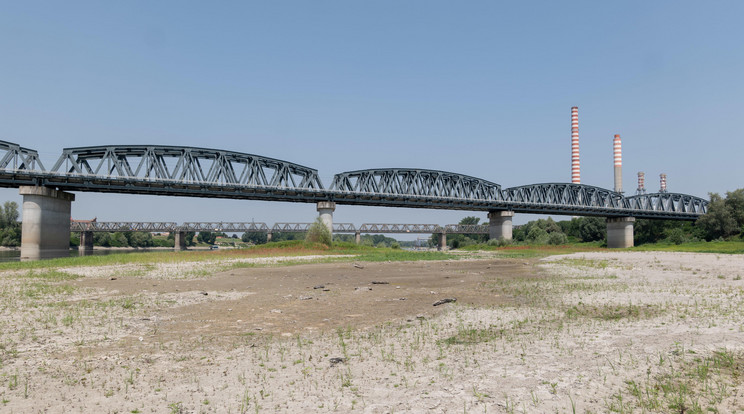 Olaszország öt északi régióban rendkívüli állapotot hirdetett a Pó-völgyet az elmúlt hetekben sújtó súlyosbodó szárazság miatt/ Fotó: Northfoto