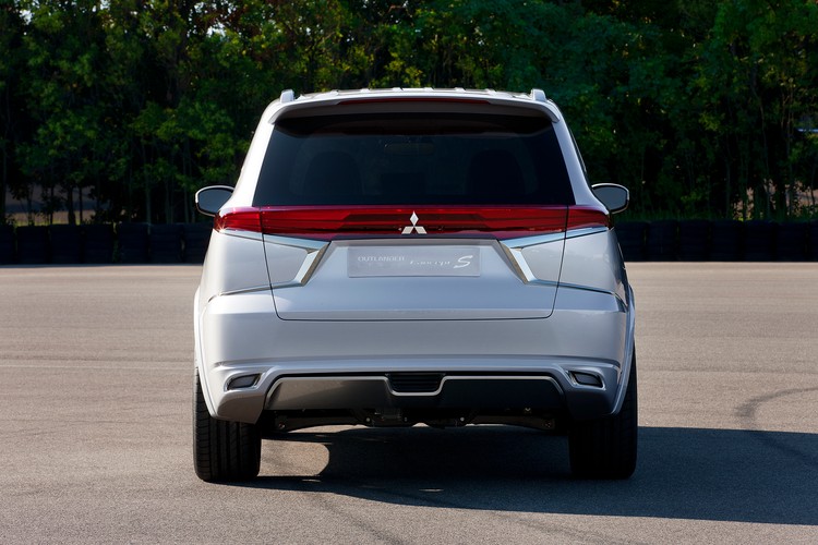 Mitsubishi outlander PHEV Concept-S