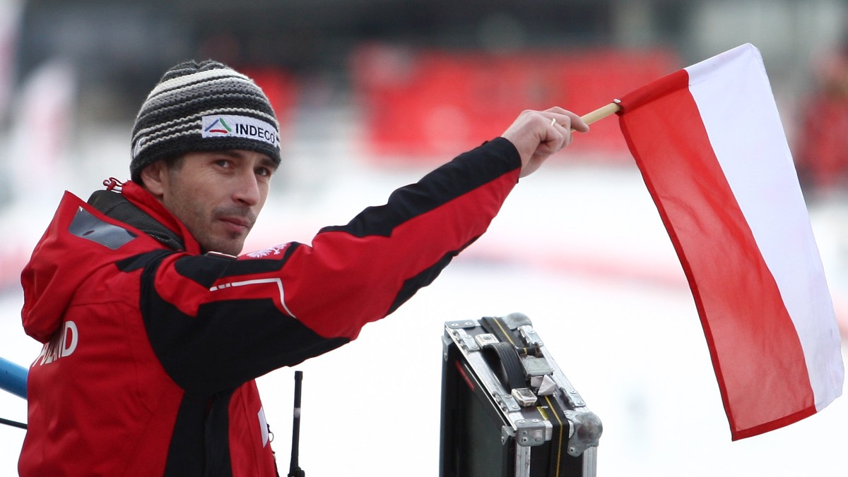 Już w piątek o 10:00 rano skoczkowie oddadzą pierwsze skoki w ramach oficjalnych treningów i kwalifikacji na skoczni HS 100 w Lillehammer. Trener Łukasz Kruczek jest dobrej myśli, jeśli chodzi o dyspozycję naszych reprezentantów - donosi na skijumping.pl.