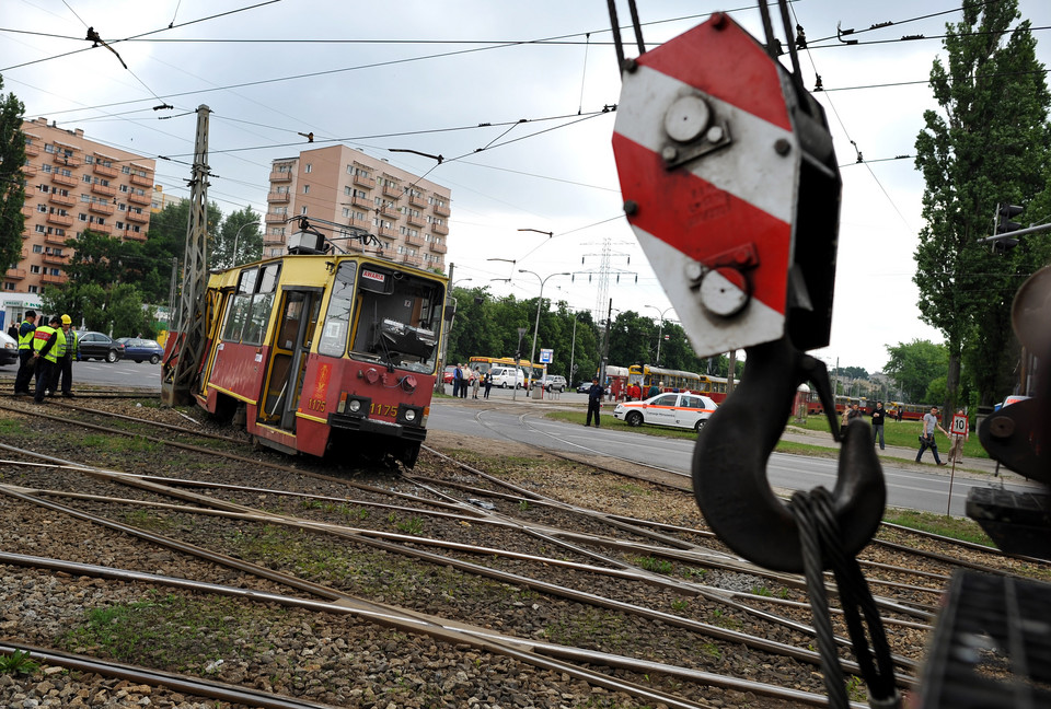 WARSZAWA WYPADEK TRAMWAJU