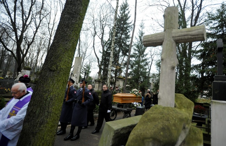 Pogrzeb córki marszałka Józefa Piłsudskiego. Jadwiga Piłsudska-Jaraczewska pochowana na Powązkach