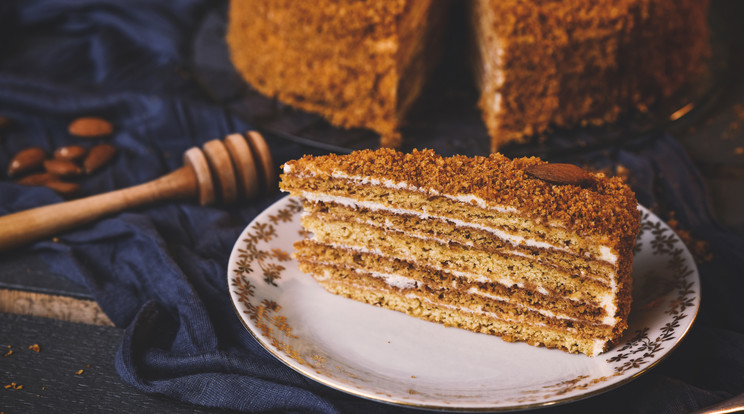 A diós-karamellás süti gyorsan népszerű lett/Fotó: Shutterstock