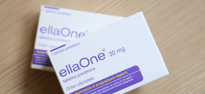 Nowe dane NFZ: Farmaceuci wystawiają coraz więcej recept na pigułkę "dzień po"