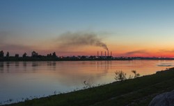 Pożar w Rosji po wybuchu w największej rafinerii w Syberii Wschodniej