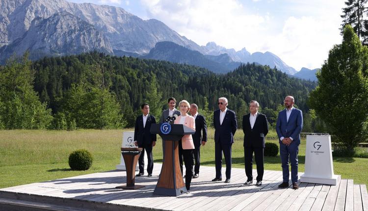 Przywódcy G7 zakpili z wizerunku macho Putina. Musimy pokazać, że jesteśmy twardsi"