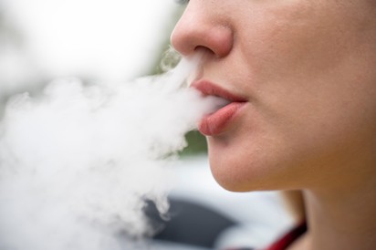 Szigorítást sürgetnek az e-cigaretták és nikotintermékek kapcsán