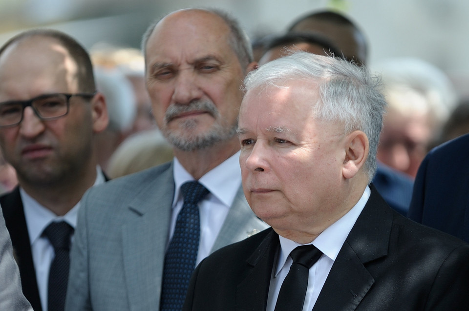 MIŃSK MAZ. POPIERSIE LECHA KACZYŃSKIEGO ODSŁONIĘCIE (Jarosław Kaczyński)