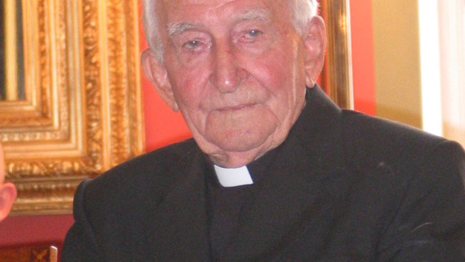 Ks. Marian Żelazek w 2002 r.