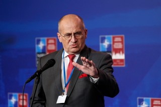 Dziennikarz z Francji chciał wyjaśnień od Raua. Okazało się, że pracuje dla Russia Today