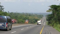 FG cautions motorists against speeding on Lagos-Ibadan Expressway