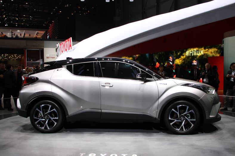 Toyota C-HR (Genewa 2016)