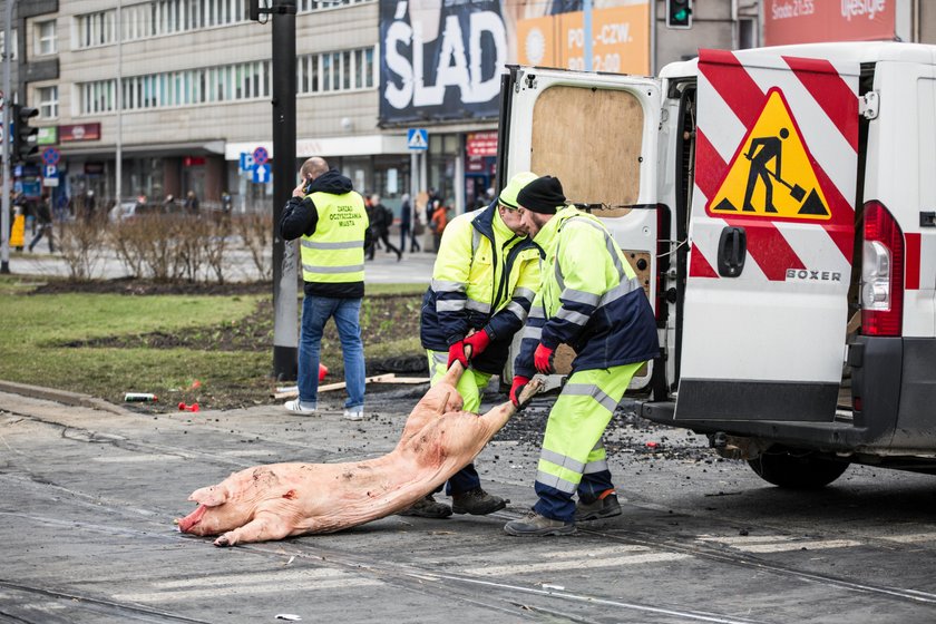 Protest rolnikow na Placu Zawiszy w Warszawie