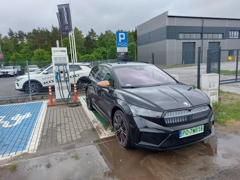 Skoda Enyaq to czeski pomysł na luksusową elektromobilność.