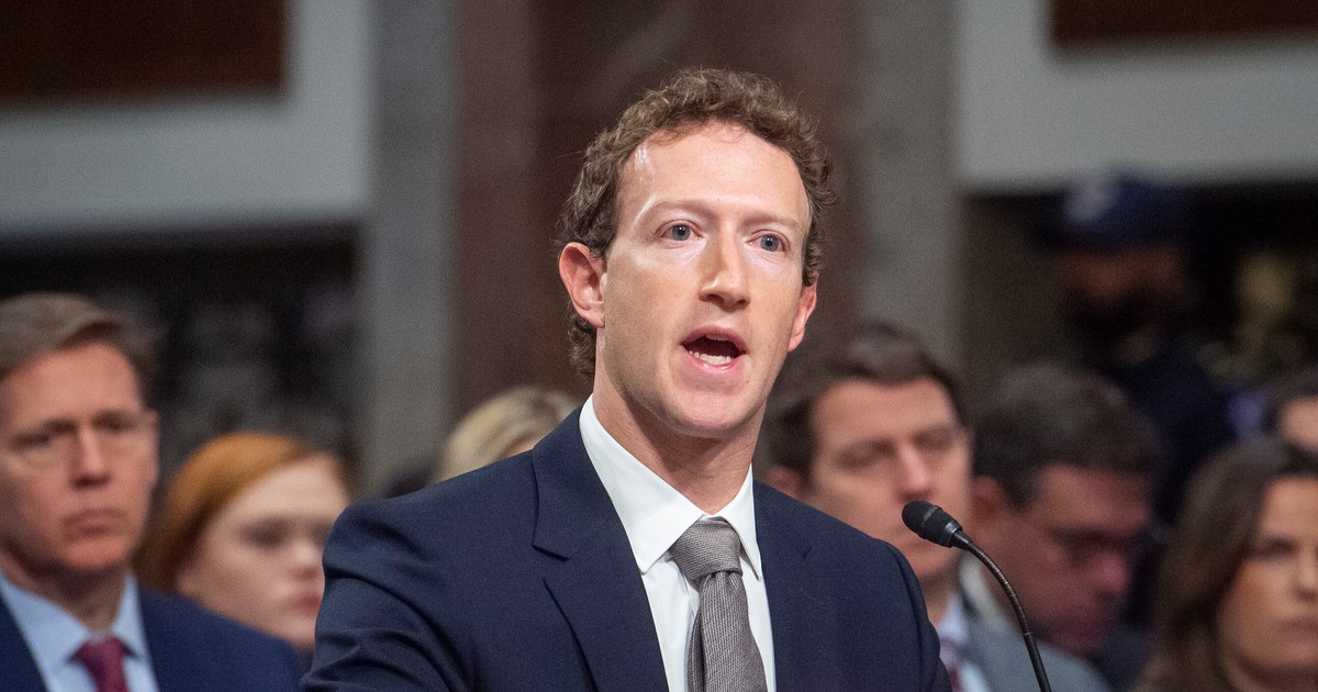 Jelentősen átalakul a Facebook, megpróbálja visszacsábítani a fiatalokat: íme, a részletek