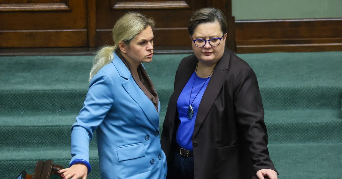 Mniej nauki dla uczniów od września. MEN wykreśla 20 proc. tematów z jednego przedmiotu