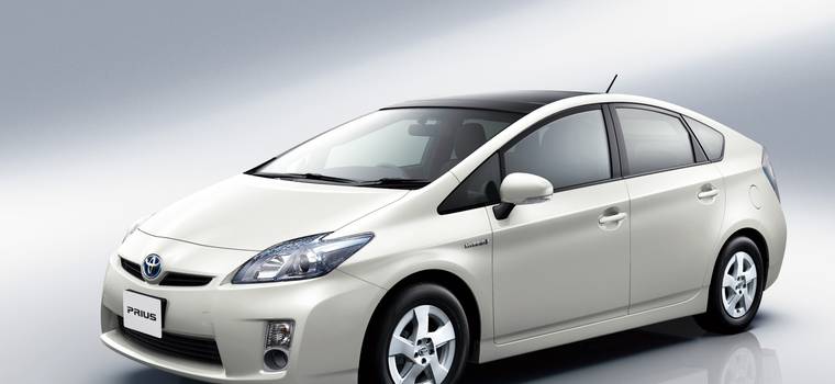 Toyota Prius ma błąd w oprogramowaniu. Dotyczy aż 752 tysięcy aut