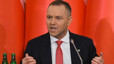 karol nawrocki zaprzecza, aby miał relacje finansowe z jakąkolwiek mar