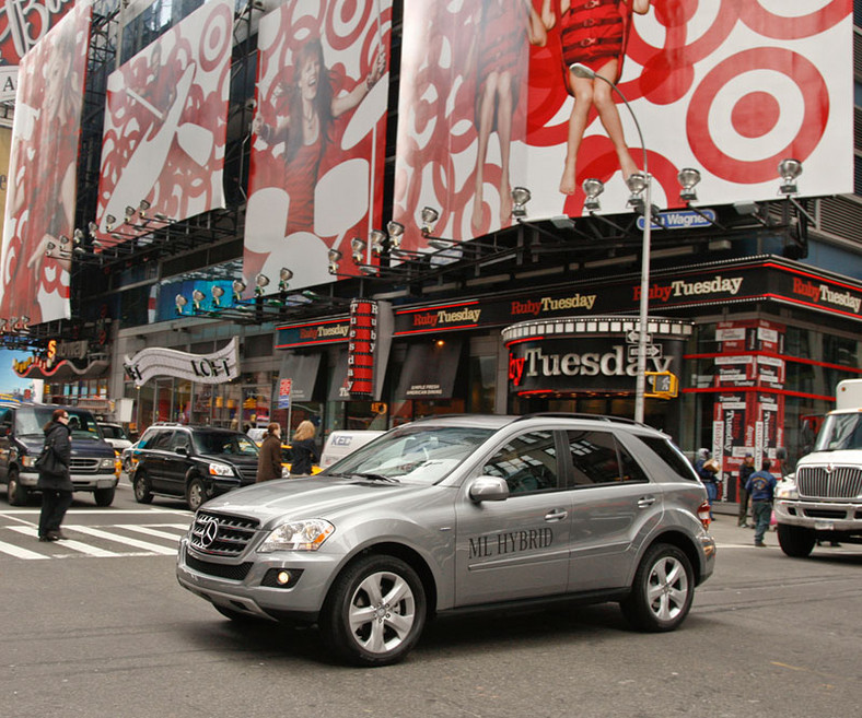 Mercedes-Benz ML 450 Hybrid nyní dostupný v USA, ale jen na leasing