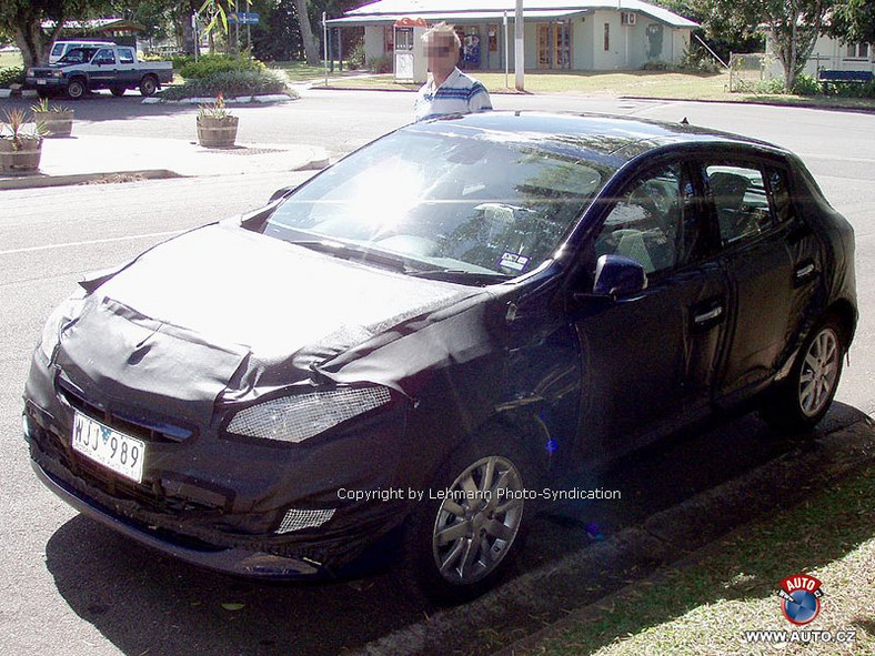 Zdjęcia szpiegowskie: Renault Megane trzeciej generacji