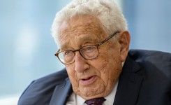 Henry Kissinger. Niemiecka polityka azylowa to błąd, a Palestyńczyków trzeba ukarać