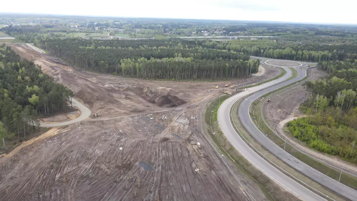 Węzeł Emilia docelowo na stałe połączy autostradę A2 z drogą ekspresową S14