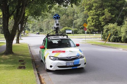 Czy po tym jak Google ujawnił prace nad swoimi inteligentnymi samochodami, może zechcieć także na poważnie wkroczyć na rynek sprzętu z własną marką. Copyright.