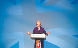 Liz Truss, konserwatywna premier na trudne czasy