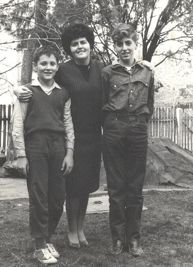 Bora, tetka Ljuba i Peca, Čačak 1961.