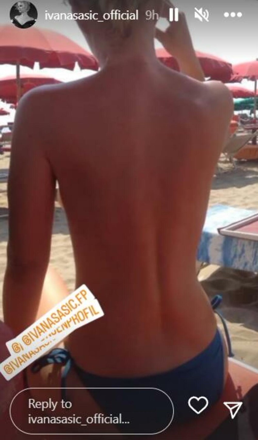 Ivana Šašić pozira u toplesu