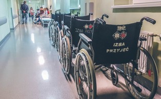 Czterdziestolatkowie do przeglądu