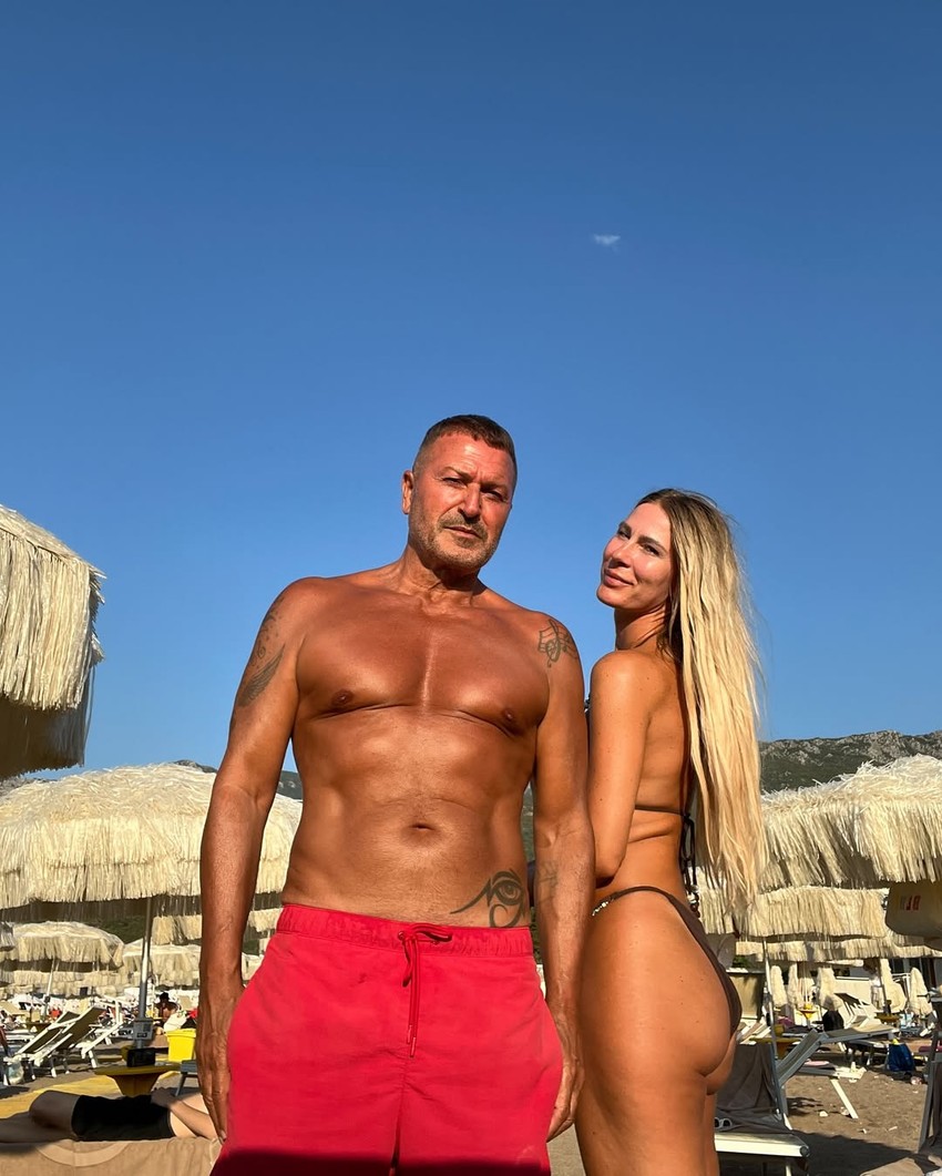 Vesna i Đole Đogani na plaži