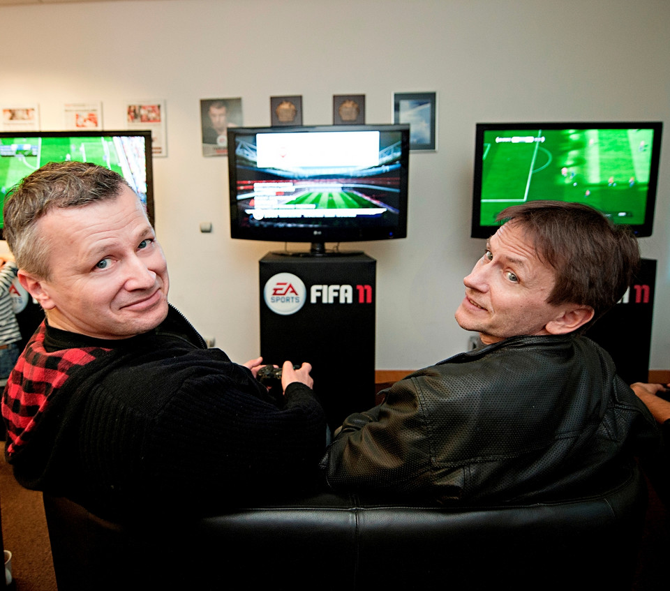 Gwiazdy na pokazie "FIFA 11"
