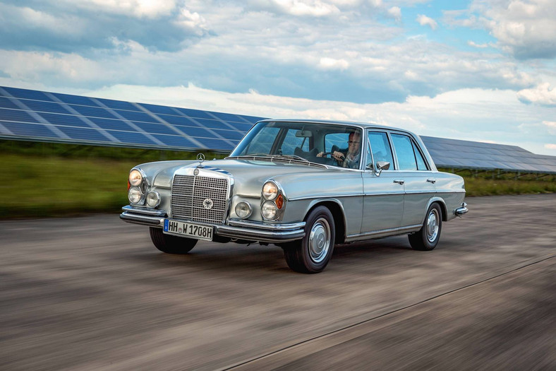 Mercedes W108