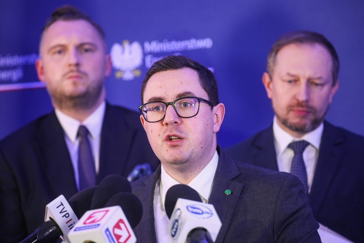 Połowa prądu z OZE i inwestycje za biliony. Oto plan na tranformację energetyczną Polski