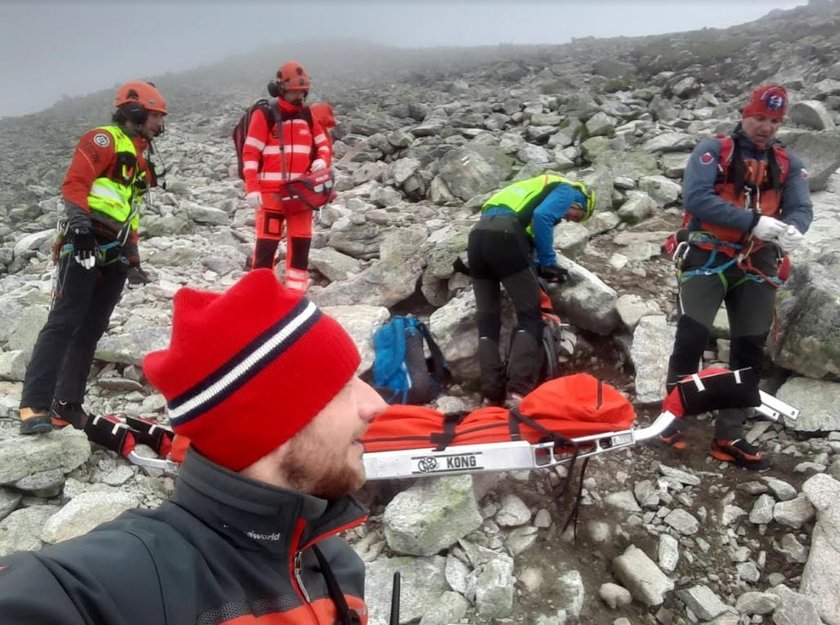 Tatry. 49-letnia turystka zmarła pod Krywaniem. Pogoda opóźniła akcję