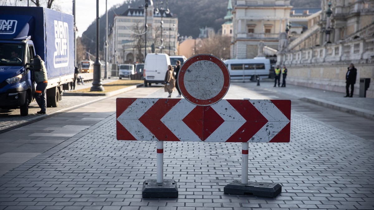 Autósok, figyelem! Kerüljék el ezt a Duna-parti útszakaszt a közeljövőben