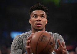 Milwaukee Bucks zaczną sezon ligi NBA bez kibiców na trybunach