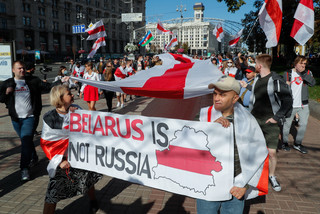 Białoruś: W Mińsku masowe zatrzymania uczestników protestu