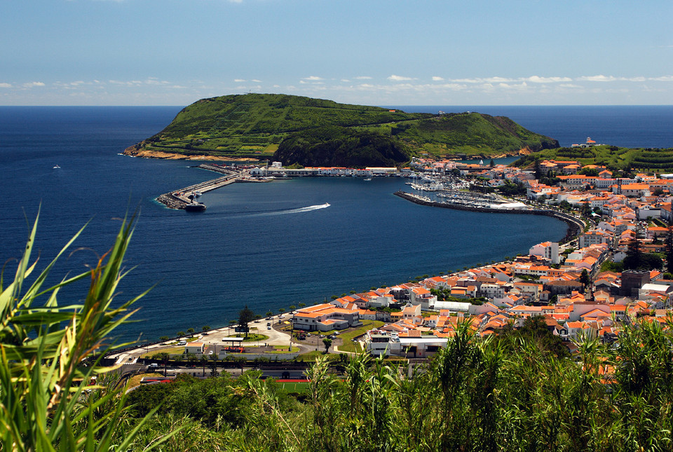 Azory - miasto Horta na wyspie Faial 