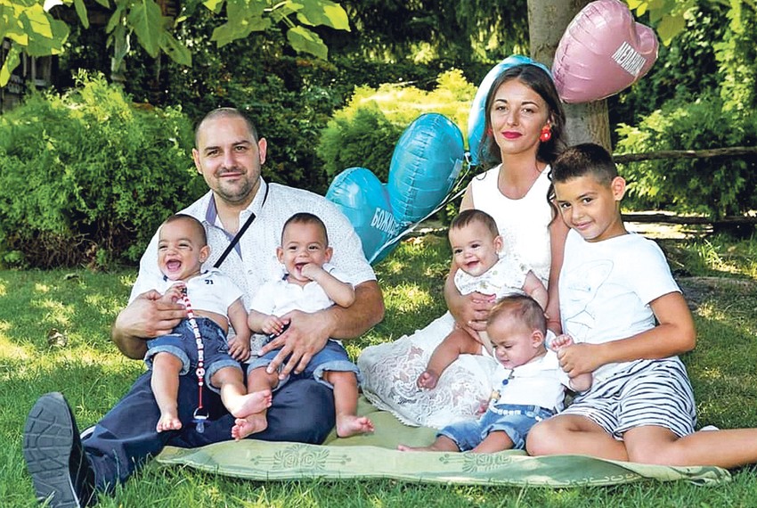 Bebe su na rođenju zajedno imale manje od četiri kilograma, danas imaju 36