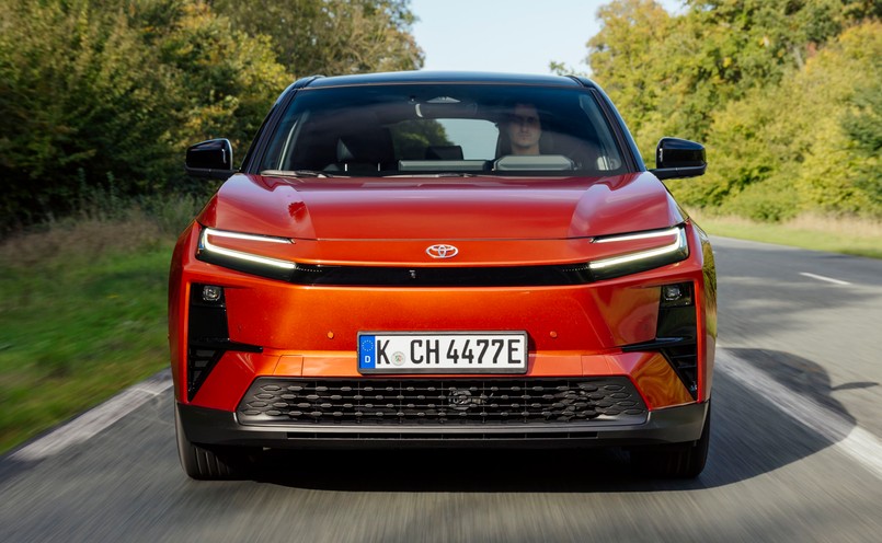 Nowa Toyota C-HR+