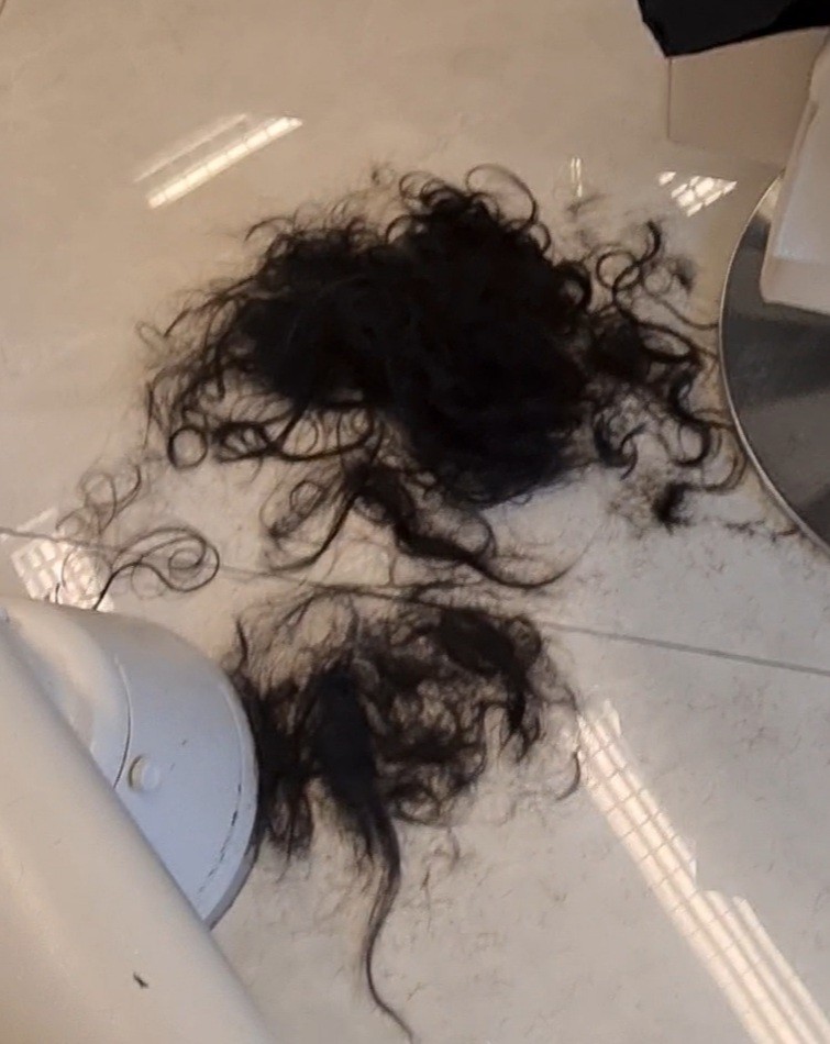 ...qu’une bonne coupe de cheveux».