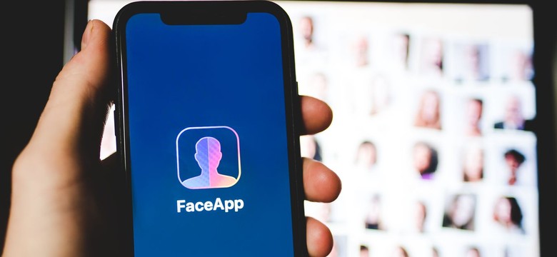 Złote żniwa dla FaceApp. Aplikacja w 10 dni zarobiła ponad milion dolarów