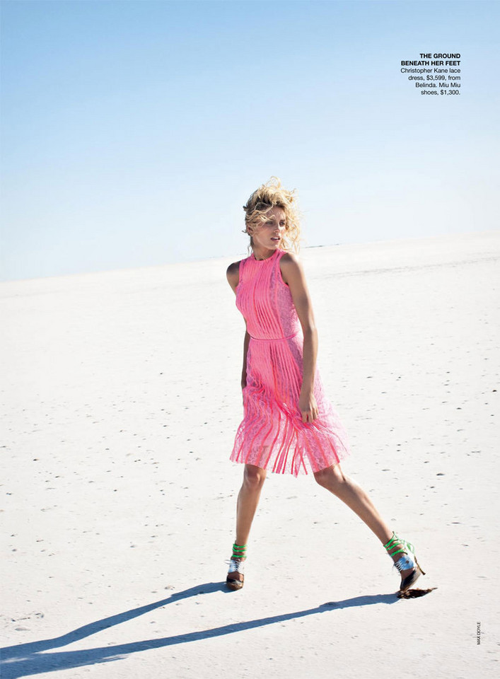 Anja Rubik w kwietniowym wydaniu Vogue Australia