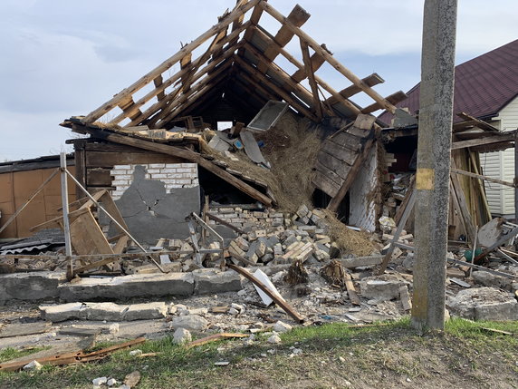 Borodzianka, dom zniszczony w wyniku działań wojennych