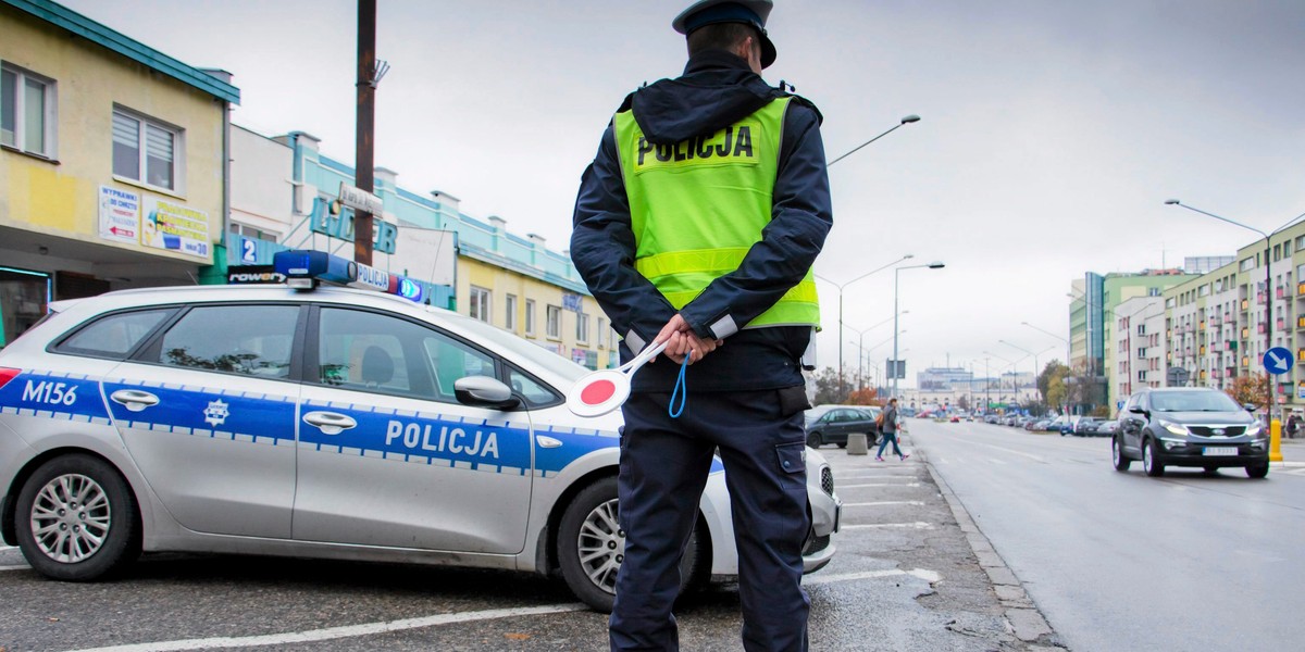 Pracowników brakuje także w policji