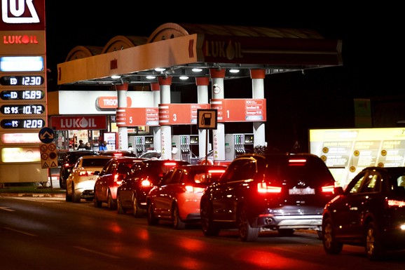 "Treba da platim radnike, a odakle?" Vlasnik zatvorio benzinsku pumpu: Ne želi da prodaje gorivo ispod cene