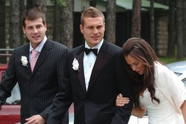 Prelepa Ana Ivanović udala se pre 19 godina za našeg čuvenog fudbalera: Venčali su se na Zlatiboru, postali SVETSKI POZNAT PAR, ali ih BOGATSTVO NIJE PROMENILO