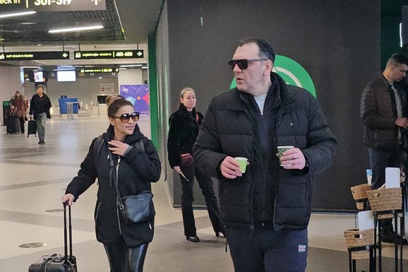 "OVO VAM NIKO NE BI REKAO OVAKO JAVNO" Kasper ogolio dušu o odnosu sa verenicom Minom Kostić od koje je 4.000 km daleko: "Spržen u borbi sa nemilosrdnim svetom..." (FOTO)