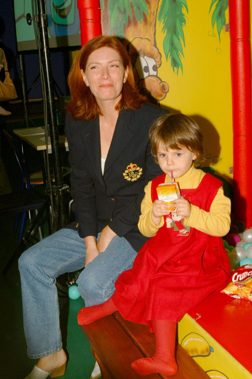 Katarzyna Dowbor z córką Marią w 2002 roku